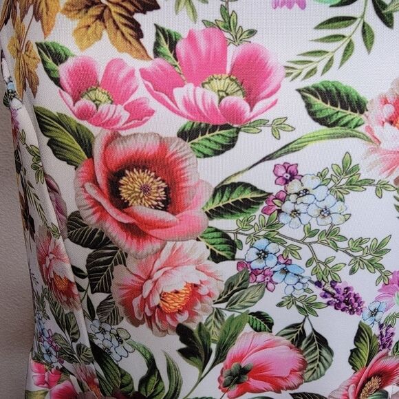 Lbisse sleeveless fit & flare floral dress size medium - Picture 4 of 6